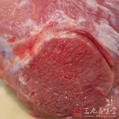 孕母要多吃牛奶、蛋类、瘦肉