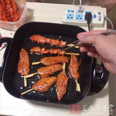 忌肥膩、油煎食物