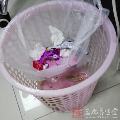 厕所里放纸篓会大大增加细菌繁殖的速度 厕所里放纸篓会大大增加细菌繁殖的速度