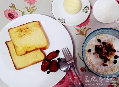 少人喜歡飯后馬上飲熱茶，這是很不科學的