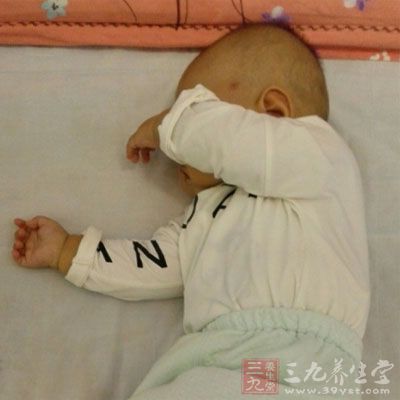 不影响睡眠和白天的精神、吃饭，可以不管