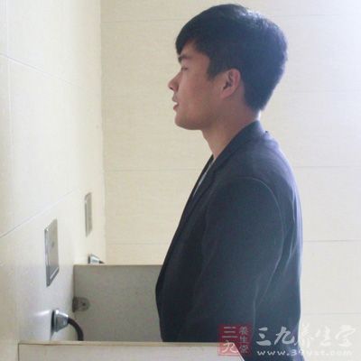 所以饮酒者会老往厕所跑