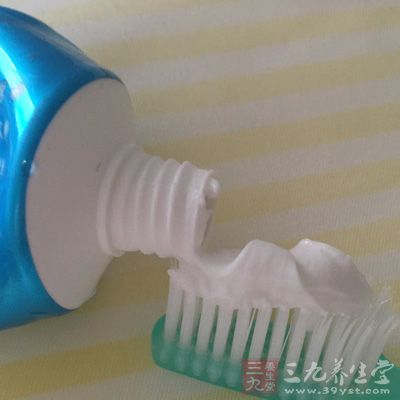 牙刷可谓是细菌重灾区 牙刷可谓是细菌重灾区