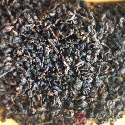 用茶叶渣放在房间的各个角落 用茶叶渣放在房间的各个角落