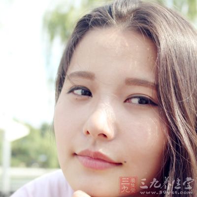 鼻腔持续不通气或者有压迫感 鼻腔持续不通气或者有压迫感