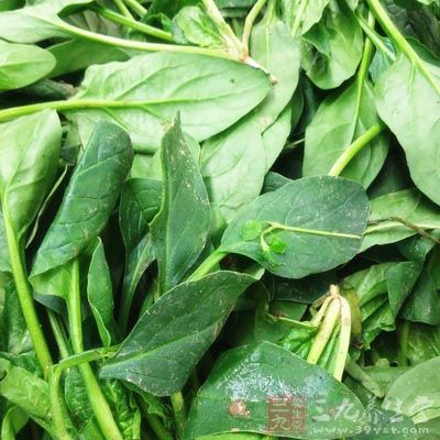 把菠菜含铁量的小数点右移了一位数