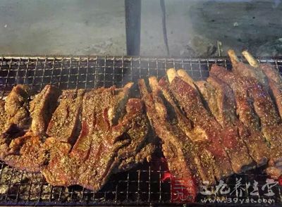 羊肉在我国北方地区是人们冬令时节餐桌上常见的食品 羊肉在我国北方地区是人们冬令时节餐桌上常见的食品