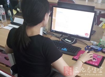 久坐就腰痛坏可能腰椎间盘突出症 久坐就腰痛坏可能腰椎间盘突出症