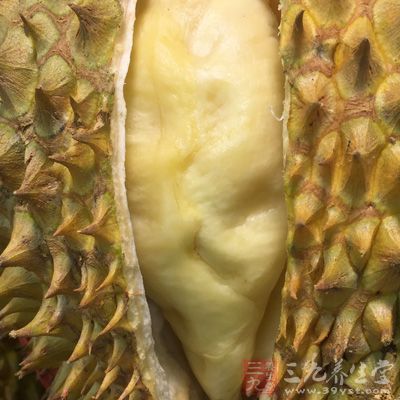 榴莲肉102克(捣泥),糖粉10克,卡士达粉26 榴莲肉102克(捣泥),糖粉10克,卡士达粉26