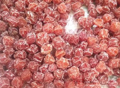 紫苏是一种植物，而梅即梅子，二者合一才为紫苏梅