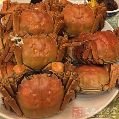 螃蟹不宜与柿子、茄子同吃 螃蟹不宜与柿子、茄子同吃