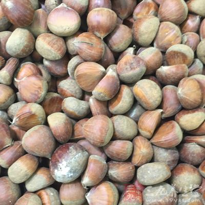 板栗生食、炒食\可磨粉,亦可制成多种菜肴 板栗生食、炒食\可磨粉,亦可制成多种菜肴