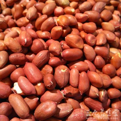 黄油30克,棉花糖100克,抹茶粉3克,奶粉65克,熟花生100克 黄油30克,棉花糖100克,抹茶粉3克,奶粉65克,熟花生100克