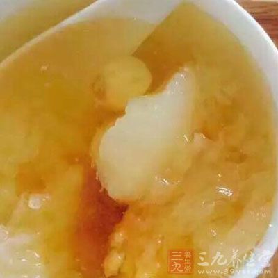 银耳汤是一种高级营养补品