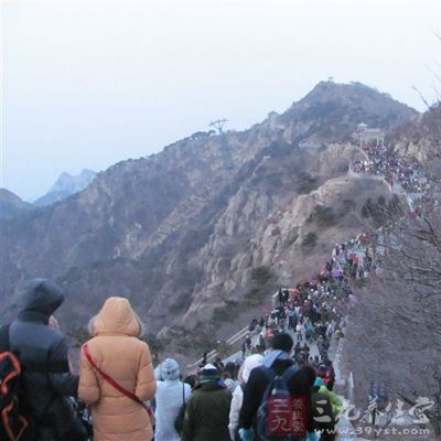 登山的地点应该慎重选择