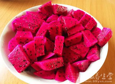 水果是低热量食物,其平均热量仅为同等重量面食的1/4 水果是低热量食物,其平均热量仅为同等重量面食的1/4