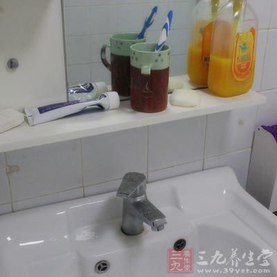 不少家庭喜欢在卫生间放一盒清香剂 不少家庭喜欢在卫生间放一盒清香剂