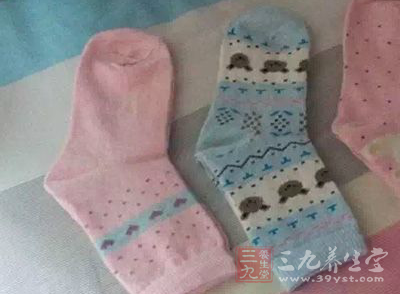 尽可能穿袜子 尽可能穿袜子