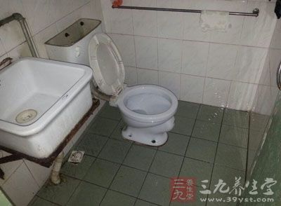 卫生间太潮易得病 卫生间太潮易得病