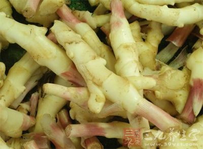 自古姜即有食用、药用两方面的功效
