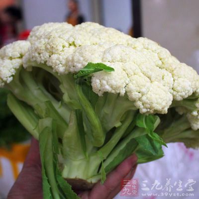 在白色食物中，花椰菜的抗癌能力数一数二
