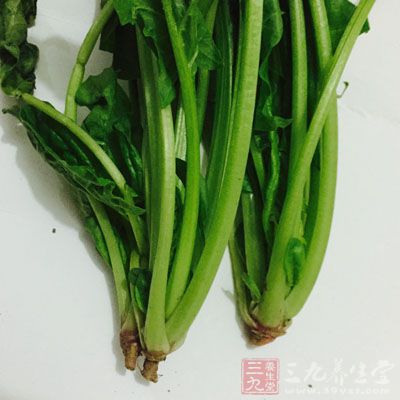 这是因为菠菜茎不仅嫩滑鲜美