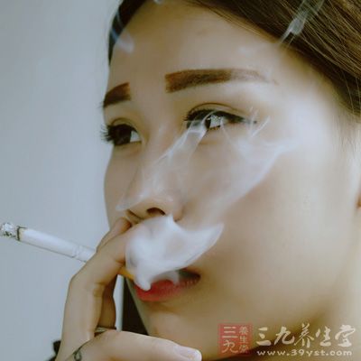 抽烟对消化系统和神经系统都有影响