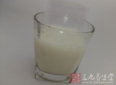 椰子汁,牛奶2015.9.14zhangyating14 副本