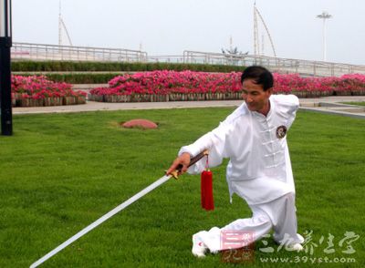 32式太极拳 第一式至第七式的教学演示