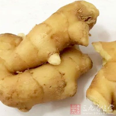 里脊，葱，姜，鸡蛋，盐，味精，料酒，淀粉，食用油