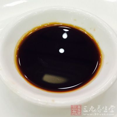 生抽，葱丝，盐，肉片，茄子，耗油，醋，蒜末