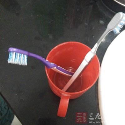 牙刷、刷牙99078