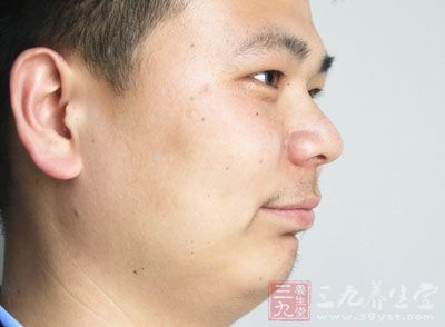 就把葡萄酒的健康益处直接用到脸上