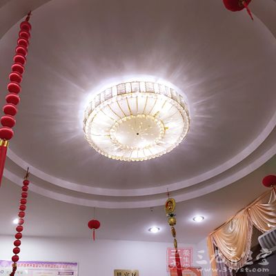 净化居家空气好的方式，还是尽量降低污染源