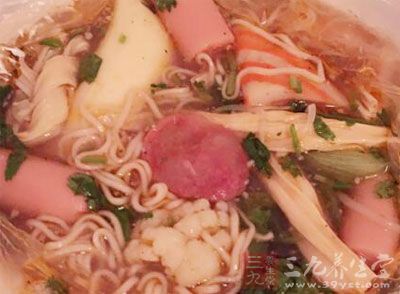 街头麻辣烫 好吃有隐患