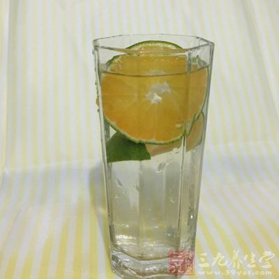 每天一杯柠檬水