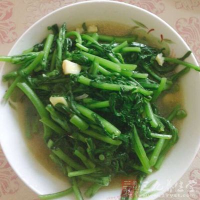 茼蒿适宜多痰,痰粘稠,咳嗽等症状 茼蒿适宜多痰,痰粘稠,咳嗽等症状