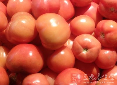 餐前不宜吃西红柿