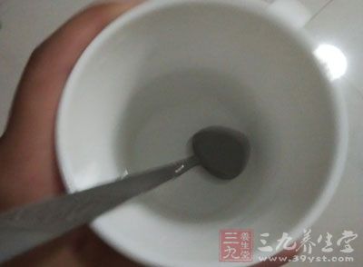 男生过度饮冰水也会影响精子发育
