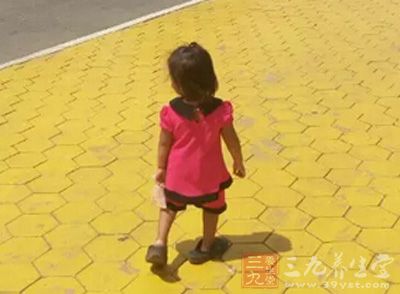 小孩及体质弱的人不宜使用 小孩及体质弱的人不宜使用