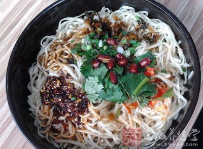 面条中午吃更营养