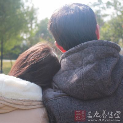 假如贸然结婚成亲，会给双方带来痛苦，使家庭笼罩上阴影