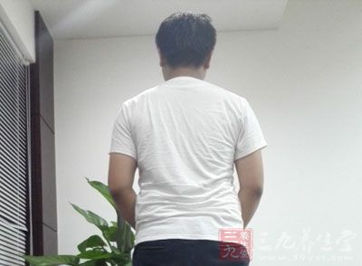 通过叩击以达到刺激按摩穴位的方法