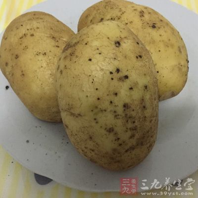 马铃薯富含大量维生素C