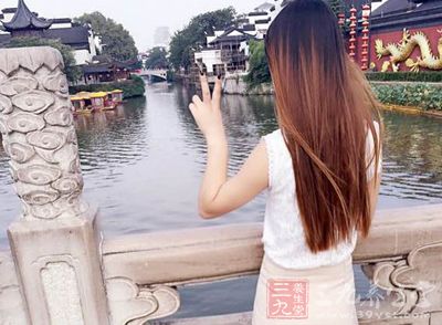 女人都渴望有完美的身材及曲线 女人都渴望有完美的身材及曲线