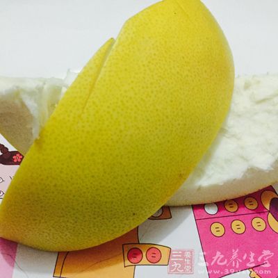 主要是由于在柚子中含有蛋白、脂肪 主要是由于在柚子中含有蛋白、脂肪