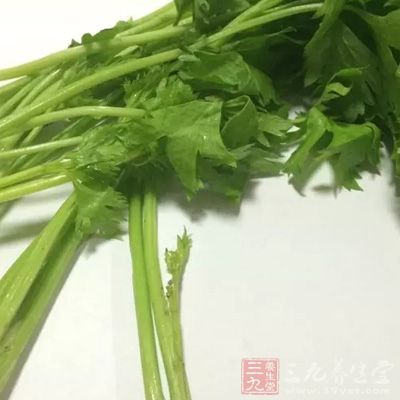 芹菜中还含有丰富的纤维素