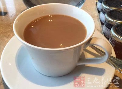 喝过量咖啡或茶