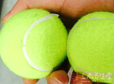 网球高压球 浅析网球运动中的高压球