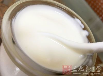 即使是健康成年人，也不能过量饮用